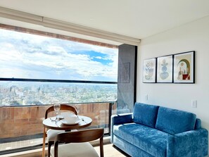 Apartamento, 2 quartos (2608) | Vista do quarto