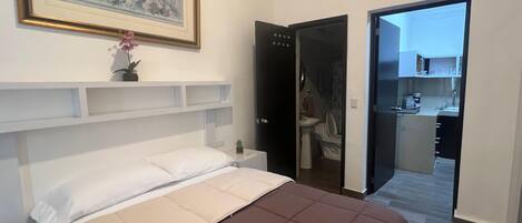 1 chambre, bureau, accĂšs au Wi-Fi (inclus), literie fournie