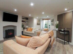 Living area - Paramount Apartments (Lytham St. Anne's)