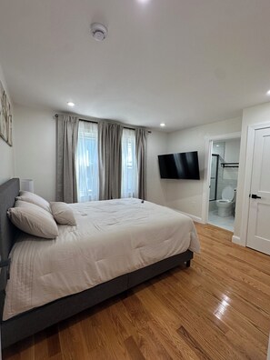 3 多间卧室、熨斗/熨衣板、WiFi、床单