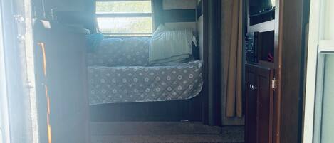 1 chambre, accès Internet, draps fournis