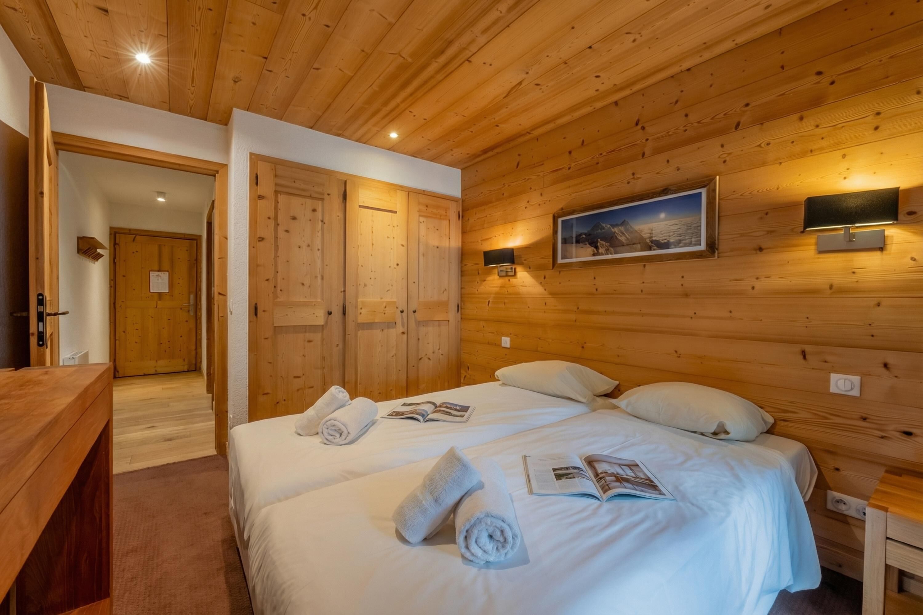 3 phòng ngủ, truy cập Internet không dây miễn phí, bộ trải giường 