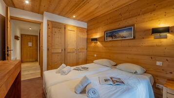 3 phòng ngủ, truy cập Internet không dây miễn phí, bộ trải giường