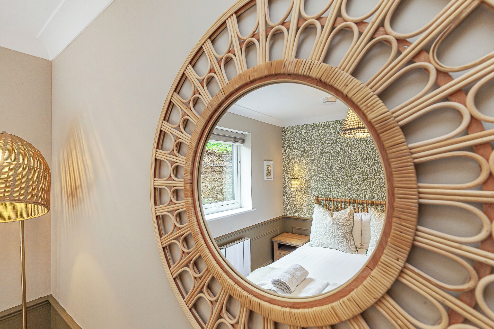 2 chambres, fer et planche à repasser, Wi-Fi, draps fournis