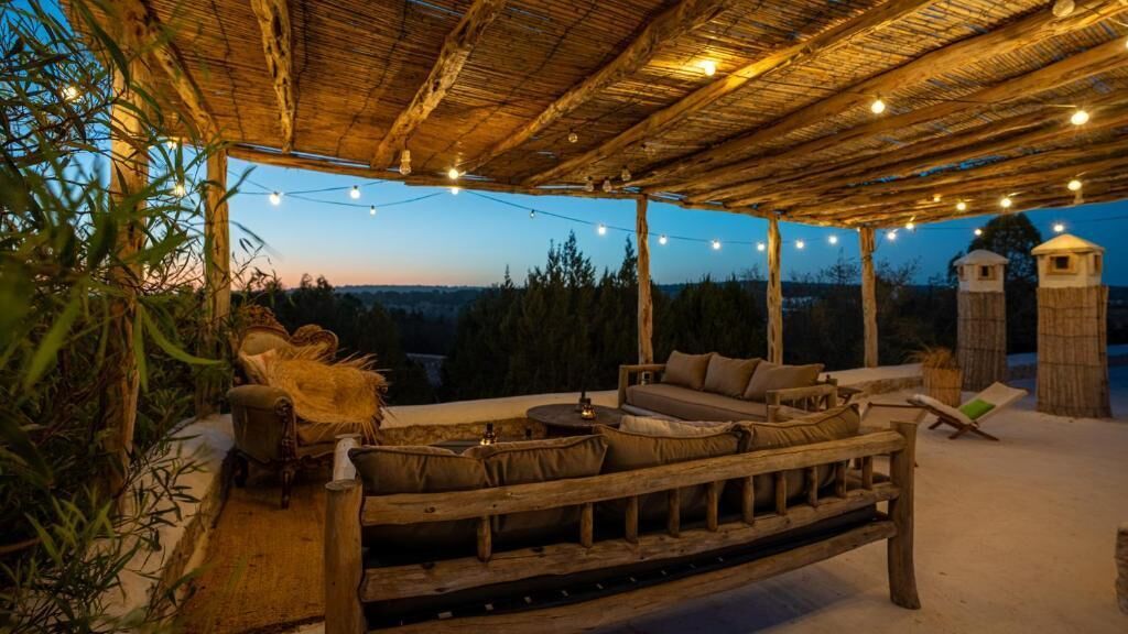 L 'Orchis | Egyptian cotton sheets, premium bedding, pillow-top beds