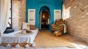 L 'Ipoméa | Egyptian cotton sheets, premium bedding, pillowtop beds - Atlantis 12 Maison d’hôtes et d’art (Ounagha)