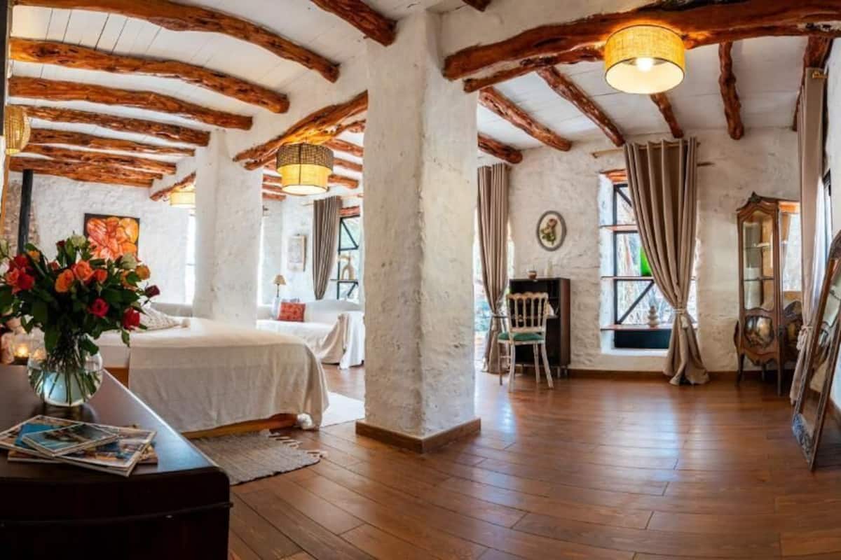Superior Double Room, Patio, Courtyard View