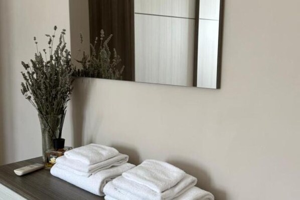 Spa - Tourist Location A Casa di Viola: 1 Bedroom House (Orvieto)