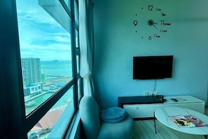Room - JQ PREMIER SUITES T1 L07 (Kota Kinabalu)