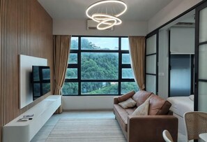 Unclassified image, 2 of 11, button - JQ PREMIER SUITES T1 L07 (Kota Kinabalu)