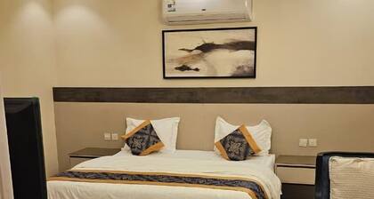 alkhuzama Suites for serviced Apartments