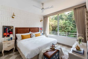 2 chambres, fer et planche à repasser, accès au Wi-Fi (inclus)