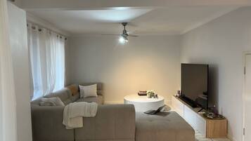 Condo, 3 Bedrooms, Smoking | Living area