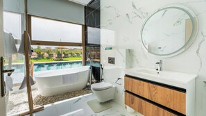 Basic Room | Bathroom | Free toiletries, towels - Life Resort  (Lalla Takarkoust)