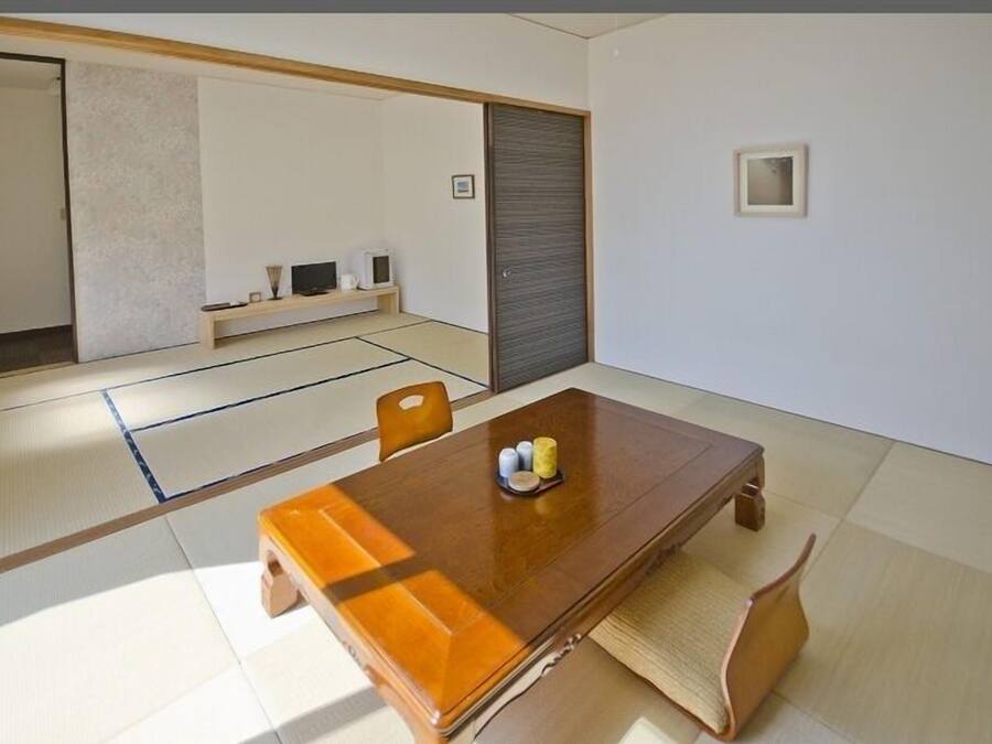 基础四人房, 无烟房 | 免费 WiFi