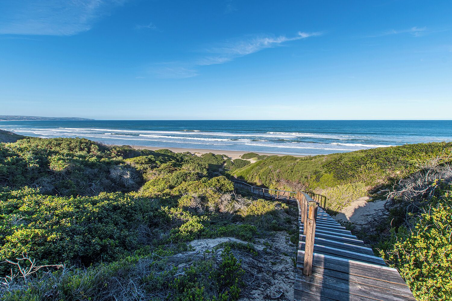 Ubicación cercana a la playa y toallas de playa