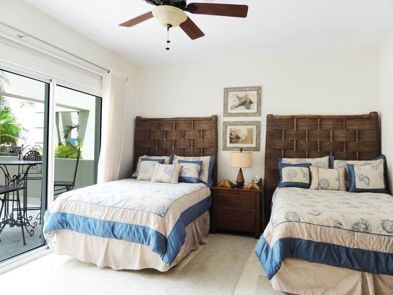 2 bedrooms, iron/ironing board, WiFi