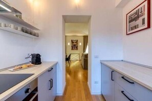 Micro-ondas, fogão, cooktop