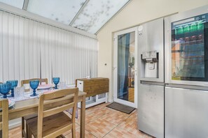 Dining - Contractor-ready Homes. Secure Parking! (Middleton)