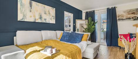 3 bedrooms, internet