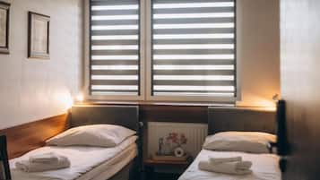 Twin Room | Free WiFi