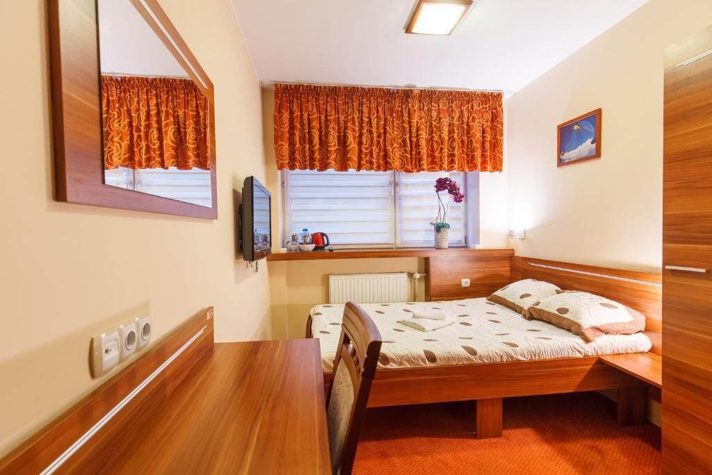 컴포트 싱글룸 | 무료 WiFi