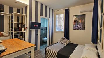 Chambre Double ou avec lits jumeaux, patio, vue cour intérieure