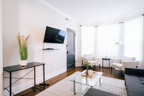 TV connectée, jeux vidéo, espaces bureaux