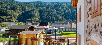 Holiday Home 'Dimora Zoe' with Mountain View, Shared Garden and Wi-Fi