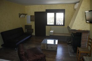 Televisor i llar de foc