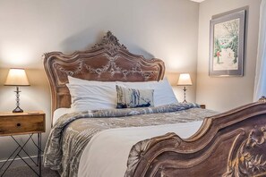 2 chambres, fer et planche Ă repasser, accĂšs Ă Internet, literie fournie