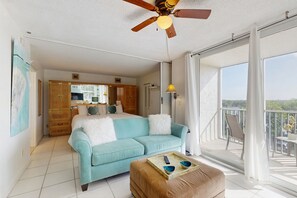 Iron/ironing board, internet, bed sheets