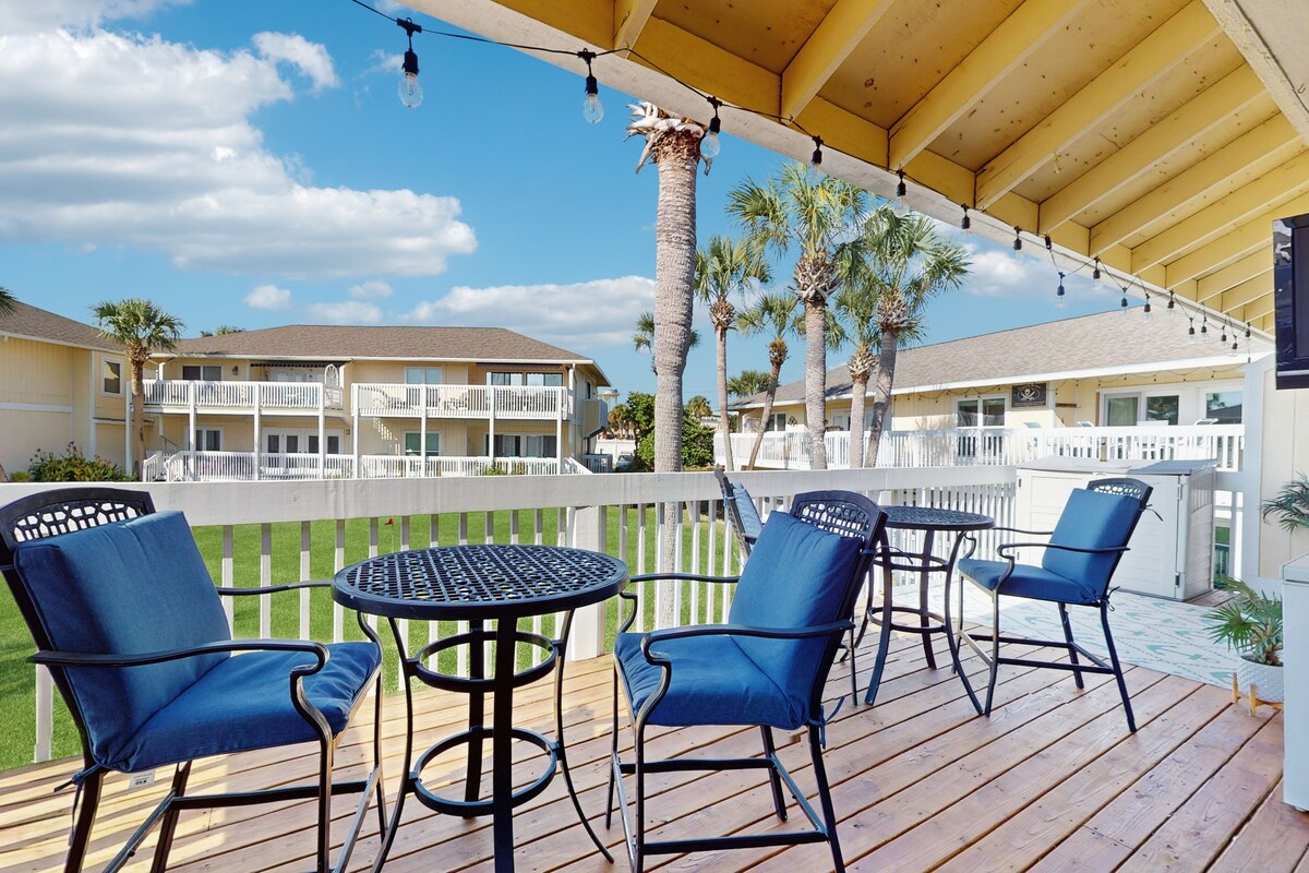 Photo 20 of Calming condo with hot tub, tennis court, pool, & balcony