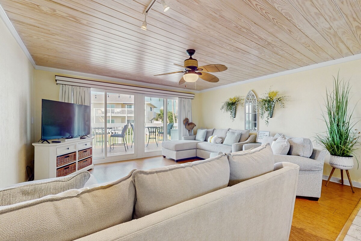 Photo 7 of Calming condo with hot tub, tennis court, pool, & balcony