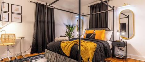 2 bedrooms, desk, iron/ironing board, free WiFi