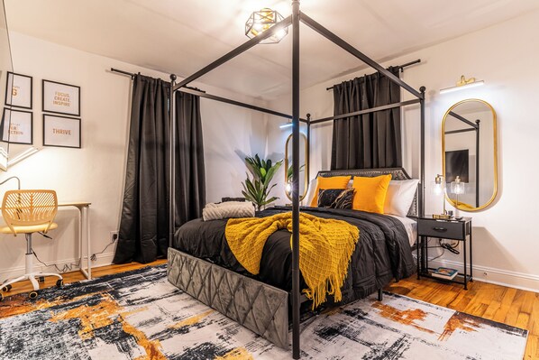 2 habitaciones, escritorio, tabla de planchar con plancha y wifi gratis 