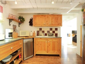 Fridge, microwave, dishwasher, coffee/tea maker