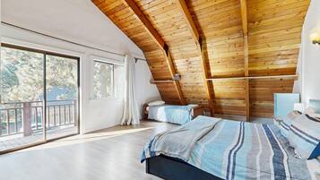 3 bedrooms, internet, bed sheets