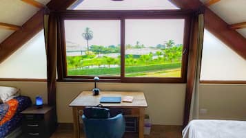 2 soverom, strykejern/-brett, wi-fi og sengetøy