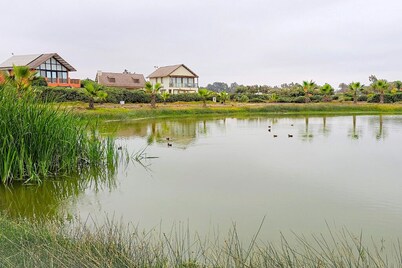 Pasonky - Charming Coastal Retreat Near Paracas – Perfect for Family & Friends.