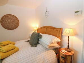 Cottage | 2 bedrooms, individually decorated, individually furnished, free WiFi - Bridle Cottage (Cockburnspath)