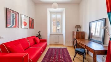Flachbildfernseher