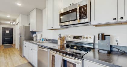 Contemporary Kalispell condo for adventure lovers, pet friendly and WiFi
