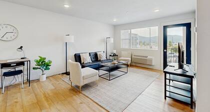 Contemporary Kalispell condo for adventure lovers, pet friendly and WiFi