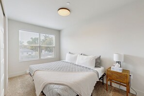 2 bedrooms, Internet, bed sheets