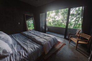 In-room safe, blackout drapes, soundproofing, free WiFi