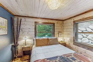 1 bedroom, iron/ironing board, internet, bed sheets