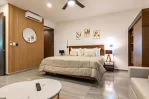 Iron/ironing board, internet, bed sheets