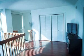 Interior - Shine Suites Duplex (Miami Beach)