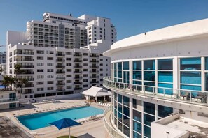 Pool - Shine Suites Duplex (Miami Beach)